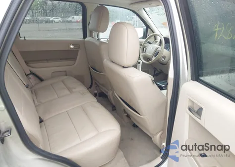 2010 Ford Escape Limited из США, поврежденный, VIN 1FMCU0EG8AKD25861